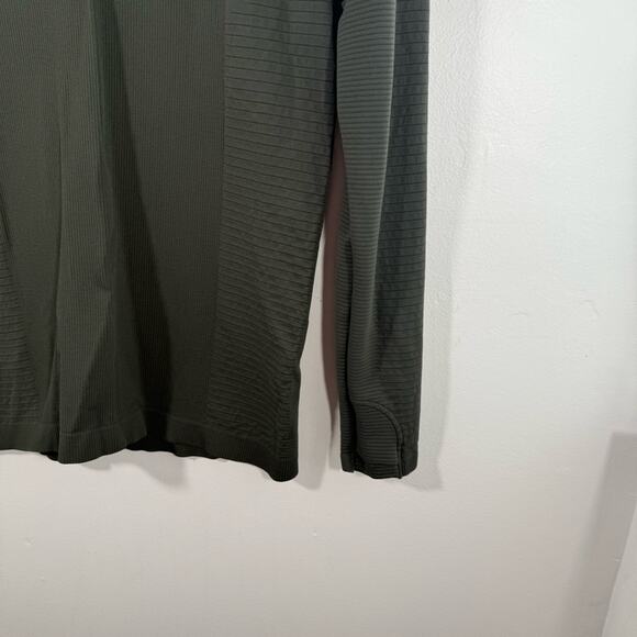 Athleta Flurry Blizzard Peat Green Ribbed Turtleneck Seamless Base Layer Large - Picture 13 of 15
